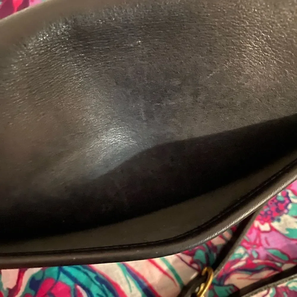 Coach 9755 Vintage 1980’s Black Leather crossbody bag